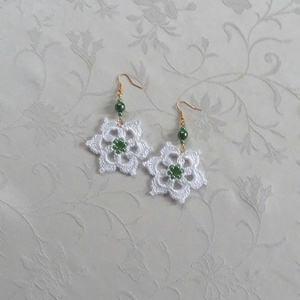 Hópihe zöld gyöngyökkel  - ékszer - fülbevaló - lógós kerek fülbevaló - Meska.hu