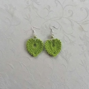 Zöld horgolt szívecske - ékszer - fülbevaló - lógó fülbevaló - Meska.hu