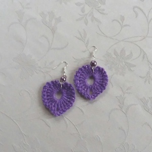 Lila horgolt fülbevaló - ékszer - fülbevaló - lógó fülbevaló - Meska.hu