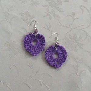 Lila horgolt fülbevaló - ékszer - fülbevaló - lógó fülbevaló - Meska.hu