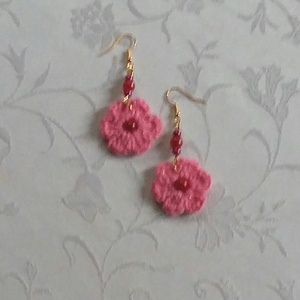 Rózsaszín horgolt virág - ékszer - fülbevaló - lógós kerek fülbevaló - Meska.hu