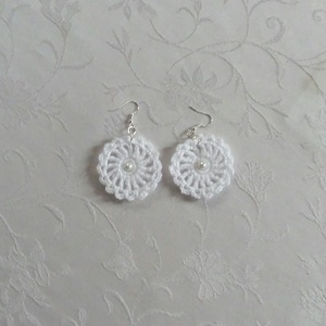 Fehér horgolt flbevaló - Meska.hu