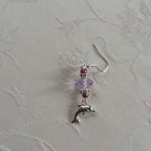 Delfinkés fülbevaló - ékszer - fülbevaló - lógó fülbevaló - Meska.hu