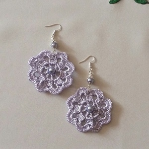 Lila horgolt fülbevaló - ékszer - fülbevaló - lógós kerek fülbevaló - Meska.hu
