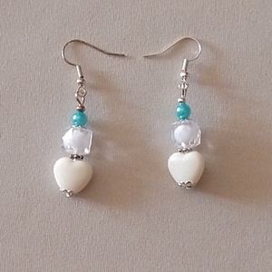 Szivecskés fülbevaló, Ékszer, Fülbevaló, Lógó fülbevaló, Ékszerkészítés, Gyöngyfűzés, gyöngyhímzés, MESKA