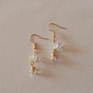 Üveggyöngyök - ékszer - fülbevaló - lógó fülbevaló - Meska.hu