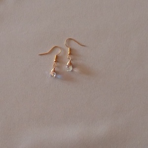 Pici gyöngy - ékszer - fülbevaló - lógó fülbevaló - Meska.hu