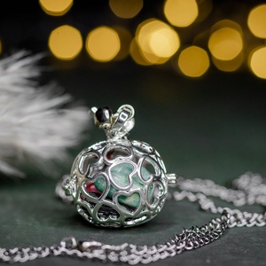 Kismamák védőkövei Angyalhívó - Anyának és a babának - ékszer - nyaklánc - medál - Meska.hu