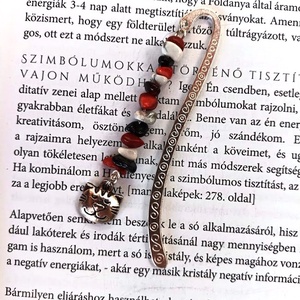 Cicás könyvjelző, Könyv & Zene, Könyvjelző, Gyöngyfűzés, gyöngyhímzés, MESKA