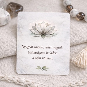 Belső Csend Lótusza - ásvány karkötő - ékszer - karkötő - gyöngyös karkötő - Meska.hu