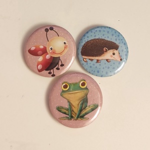 Kitűzők Heninek - Meska.hu