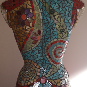 A Táncosnő-mozaik torzó - otthon & életmód - dekoráció - dísztárgy - Meska.hu