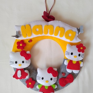  Hello Kittys babaszoba dekoráció választható névvel, Otthon & Életmód, Babaszoba, gyerekszoba, Babaszoba dekoráció, Varrás, MESKA
