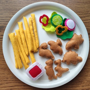 Dínó nuggets körettel, Játék & Sport, Szerepjáték, Varrás, MESKA