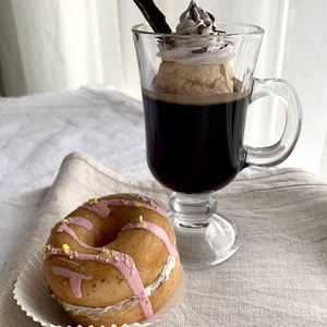 Ír jeges kávé és donut replika - művészet - makett, modell - Meska.hu