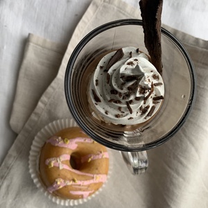 Ír jeges kávé és donut replika - művészet - makett, modell - Meska.hu