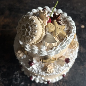 Mézis Karácsonyi torta replika - karácsony - karácsonyi lakásdekoráció - ünnepi asztaldekoráció - Meska.hu