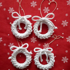 Horgolt karácsonyfadísz fehér színű, 4 db/csomag, Karácsony, Karácsonyi lakásdekoráció, Karácsonyfadíszek, Horgolás, MESKA