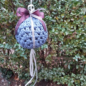 Horgolt karácsonyi függődísz, óriási méretű gömb  - karácsony - karácsonyi lakásdekoráció - karácsonyi lakásdíszek - Meska.hu