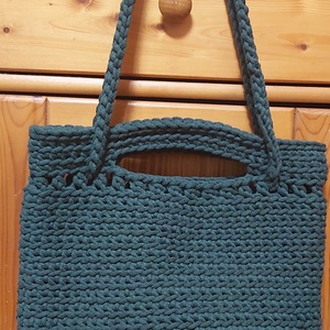 Horgolt sötétzöld színű táska zsinórfonalból, Táska & Tok, Kézitáska & válltáska, Válltáska, Horgolás, MESKA