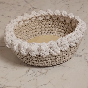 Horgolt tulipános kosár - Meska.hu