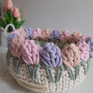 Horgolt tulipános kosár nagyméretű - otthon & életmód - dekoráció - asztal és polc dekoráció - dekorációs tál, tartó - Meska.hu