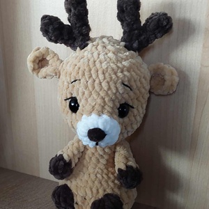 Csutka - horgolt szarvas 22 cm - játék & sport - plüssállat & játékfigura - más figura - Meska.hu