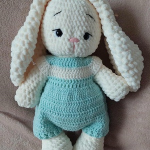 Nyuszi ruhában - 33 cm, Játék & Sport, Plüssállat & Játékfigura, Nyuszi, Horgolás, Varrás, MESKA