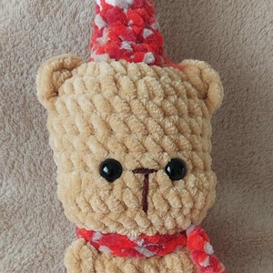 Karácsonyi maci - horgolt, 18 cm, Játék & Sport, Plüssállat & Játékfigura, Maci, Horgolás, Varrás, MESKA