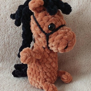 Lovacska  - horgolt, 14 cm, Játék & Sport, Plüssállat & Játékfigura, Ló, Horgolás, Varrás, MESKA