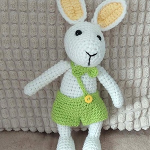 Horgolt nyuszi, ruhában - játék & sport - plüssállat & játékfigura - nyuszi - Meska.hu