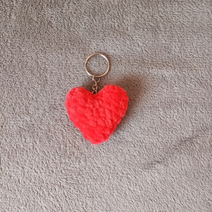 Horgolt piros szivecske kulcstartó , Táska & Tok, Kulcstartó & Táskadísz, Kulcstartó, Horgolás, MESKA