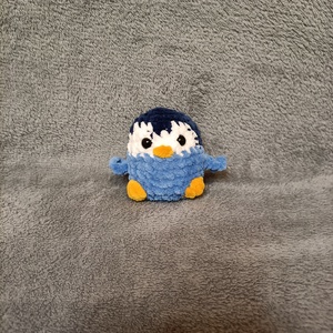 Horgolt kék pingvin , Játék & Sport, Plüssállat & Játékfigura, Pingvin, Horgolás, MESKA