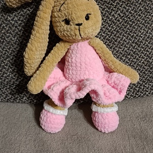 Horgolt barelina nyuszi , Játék & Sport, Plüssállat & Játékfigura, Nyuszi, Horgolás, MESKA