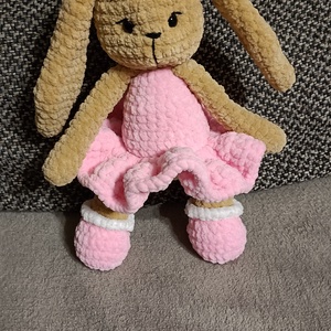 Horgolt barelina nyuszi  - játék & sport - plüssállat & játékfigura - nyuszi - Meska.hu