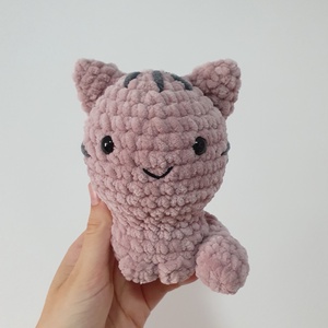 Horgolt amigurumi plüss cica - Meska.hu