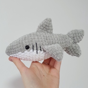 Horgolt amigurumi plüss cápa - Meska.hu