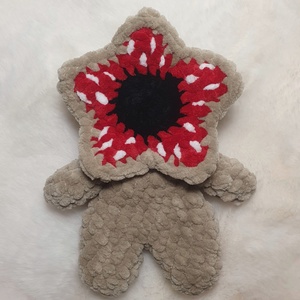 Horgolt amigurumi plüss szörnyecske - játék & sport - plüssállat & játékfigura - más figura - Meska.hu