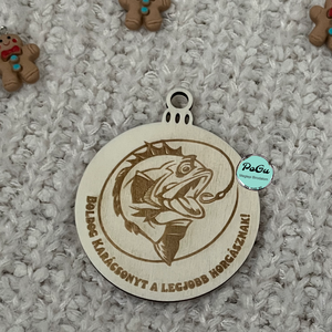 Horgász2 karácsonyfa dísz, Karácsony, Karácsonyi lakásdekoráció, Karácsonyfadíszek, Gravírozás, pirográfia, MESKA