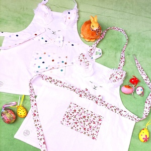 Nyuszi kötény - pöttyös, Baba - mama, Babaruházat, Baba ruhák, Varrás, MESKA