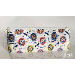 Mancsőrjárat   - neszeszer, tolltartó vízálló közbéléssel  - Meska.hu