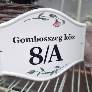 Házszám/utcatábla/névtábla szellőrózsa mintával - otthon & életmód - ház & kert - házszám - Meska.hu
