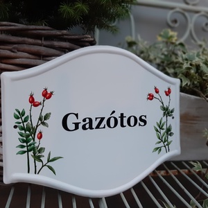 Házszám/utca tábla csipkebogyó mintával - otthon & életmód - ház & kert - házszám - Meska.hu