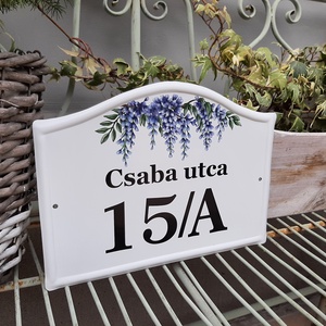 Házszám/utca tábla lilaakác mintával, Otthon & Életmód, Ház & Kert, Házszám, Fémmegmunkálás, Festett tárgyak, MESKA