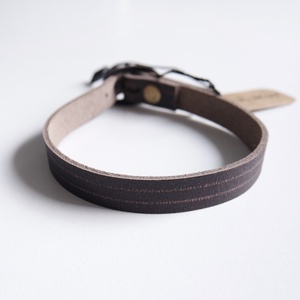 Dark Marsabit Extra keskeny állítható bőr karkötő - ékszer - karkötő - karperec - Meska.hu