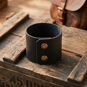 Minimal Black Fekete valódi marhabőr karkötő egyedi méretre 5 cm széles (Uniszex) - ékszer - karkötő - széles karkötő - Meska.hu