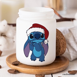 Santa Stitch Illatgyertya - karácsony - karácsonyi lakásdekoráció - karácsonyi illatgyertya, mécses - Meska.hu