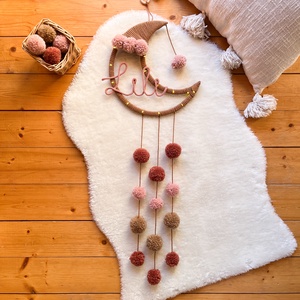 Világító hold fali dísz névvel, pompom éjszakai lámpa, éjjeli világítás - pompon hold éjjeli fény, Ajándék névvel, Otthon & Életmód, Babaszoba, gyerekszoba, Babaszoba dekoráció, , MESKA