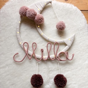Névre szóló HOLD éjjeli fény - Pompom éjszakai világítás fali dekoráció - Világító pompon falidísz - Egyedi ajándék - baba - mama - babaszoba dekoráció - éjszakai fény - Meska.hu