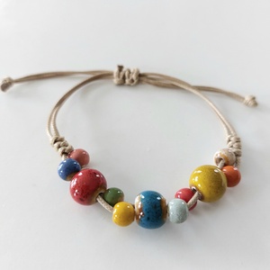 Makramé karkötő kerámia gyöngyökkel , Ékszer, Karkötő, Fonott karkötő, Csomózás, MESKA